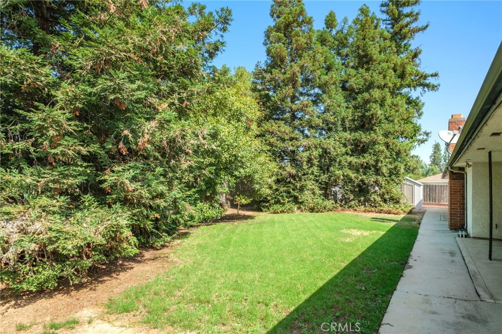 6697 N Teilman Property Photo 29