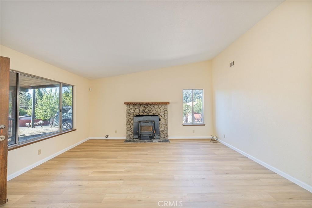 49832 Pierce Property Photo 10