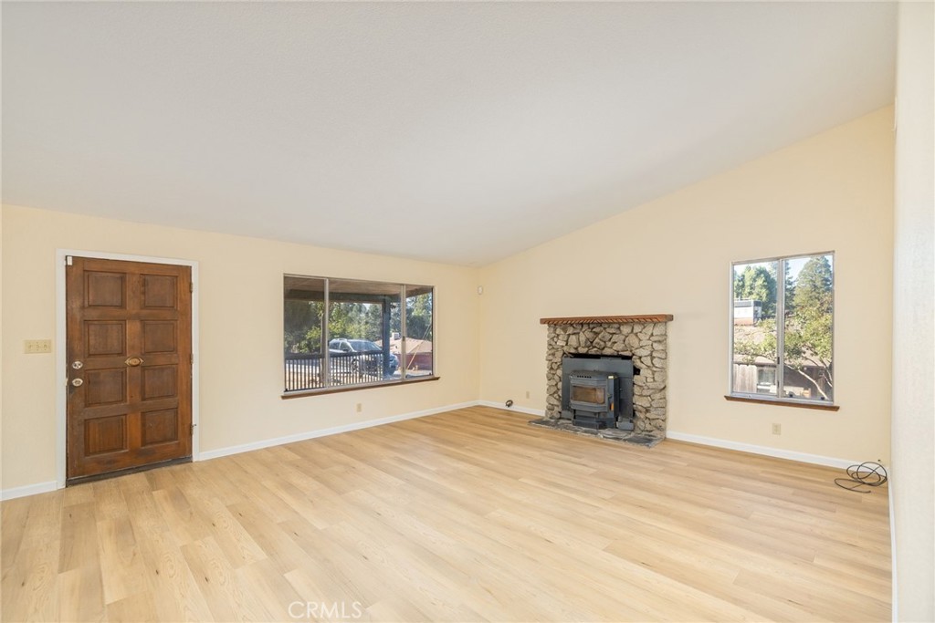 49832 Pierce Property Photo 12