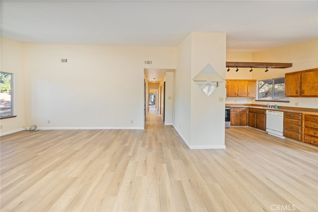 49832 Pierce Property Photo 14
