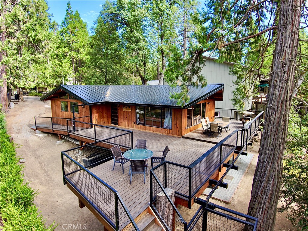 38954 Lake Point Court Property Photo 2