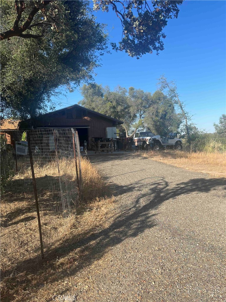 45990 Hawk Lane Property Photo 17