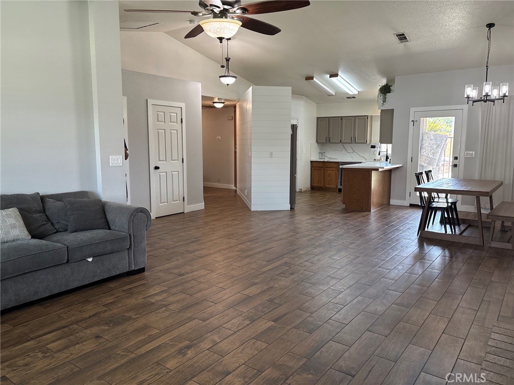 169 Devon Drive Property Photo 2