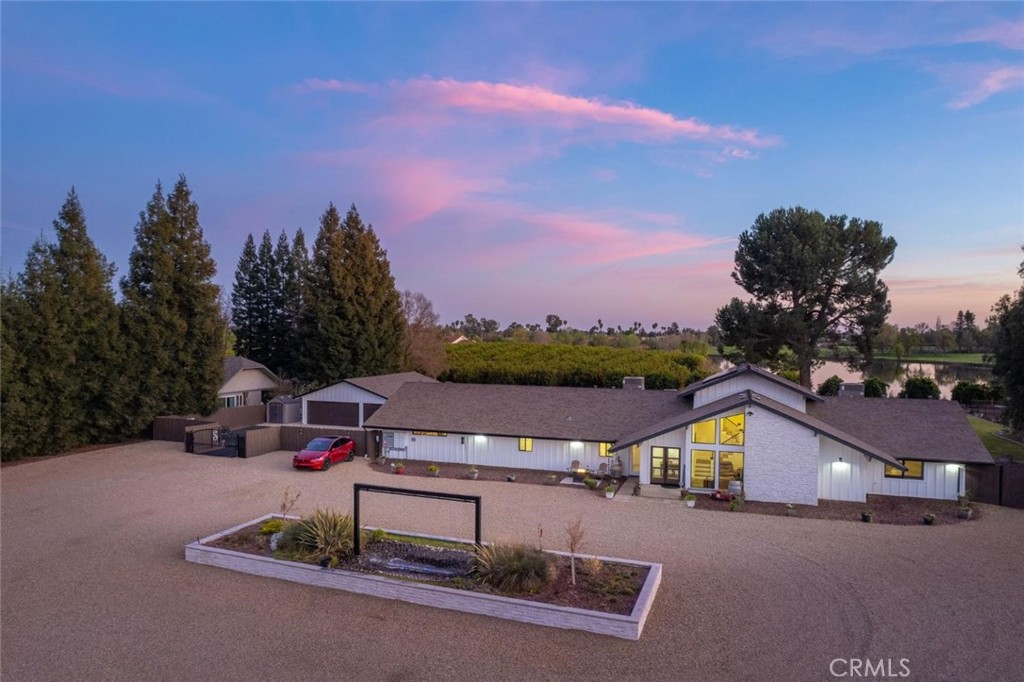 11735 E Santa Ana Property Photo 2