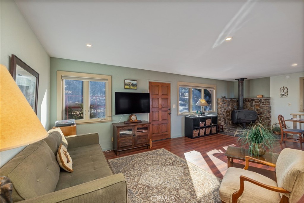 51300 Buckskin Property Photo 5