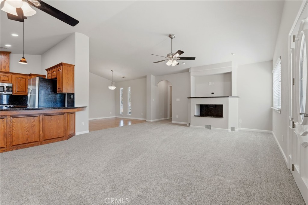 597 Crawford Property Photo 11