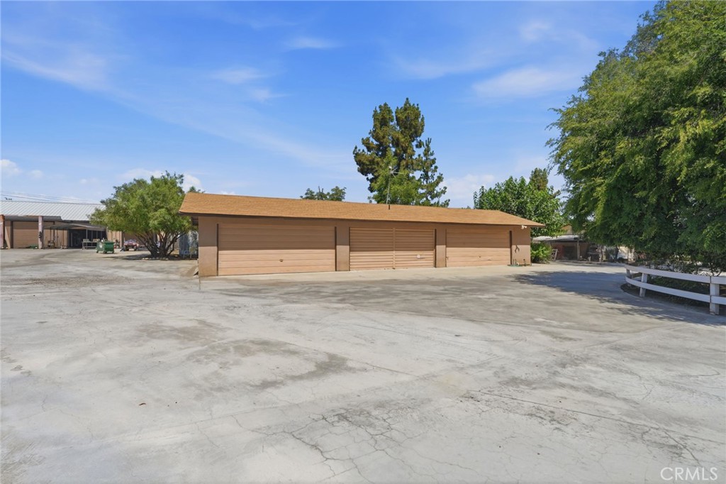 597 Crawford Property Photo 44