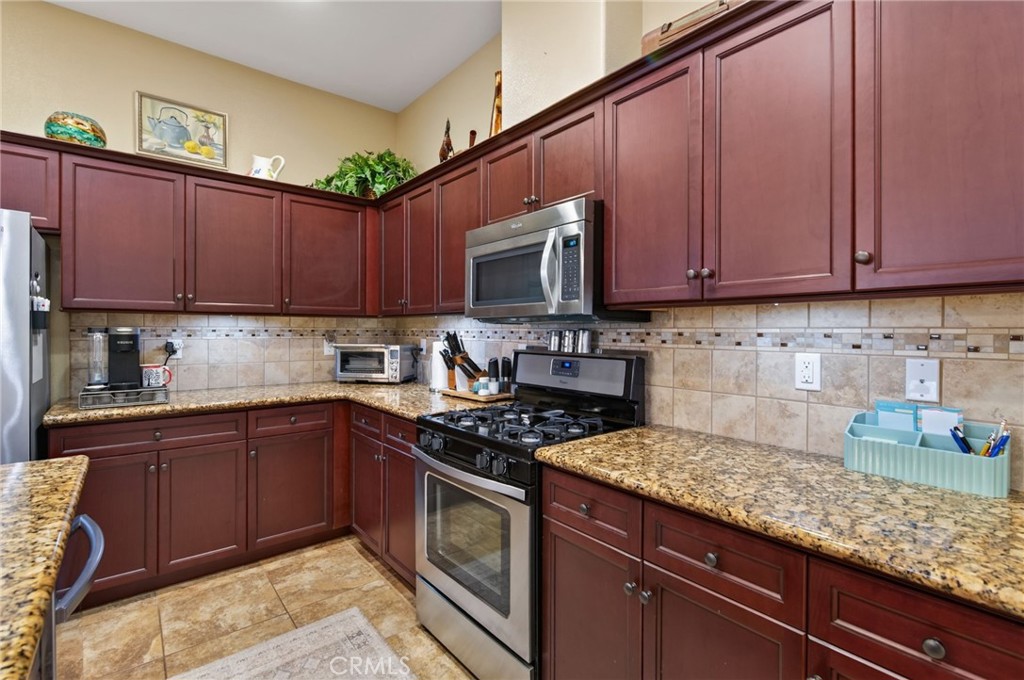 3745 Robinwood Property Photo 13