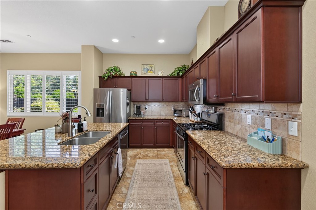 3745 Robinwood Property Photo 16