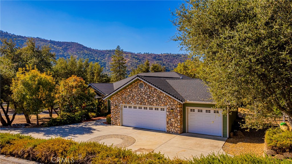 41282 Singing Hills Property Photo 2