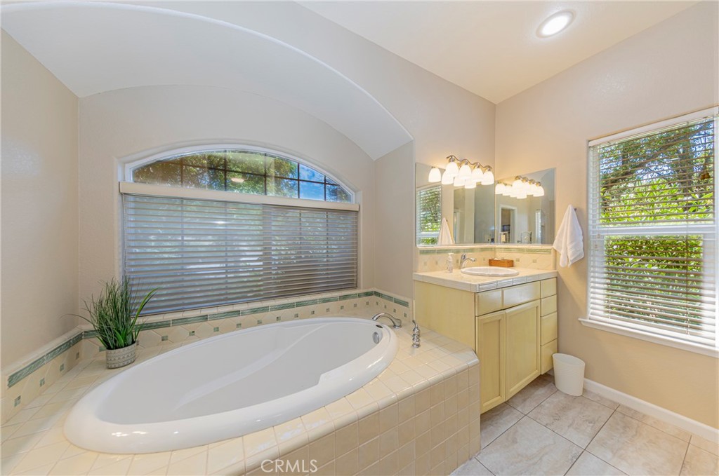 41282 Singing Hills Property Photo 39