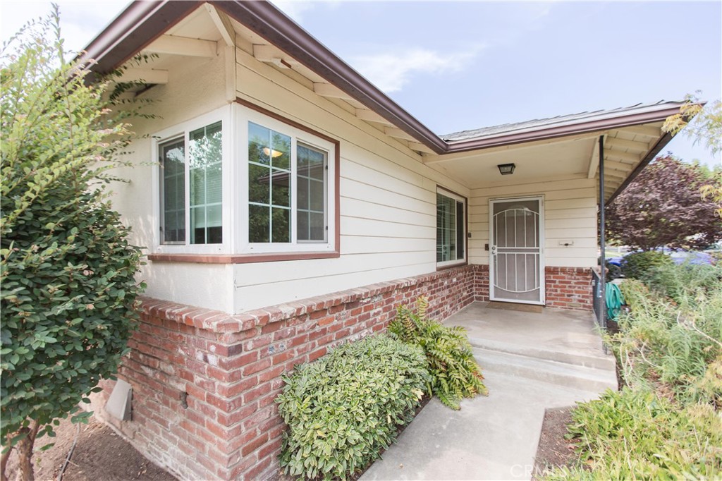 3522 E Redlands Property Photo 6