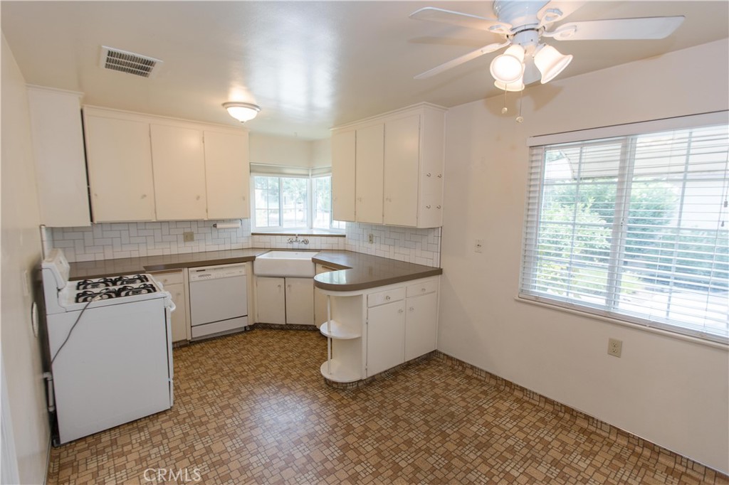 3522 E Redlands Property Photo 14