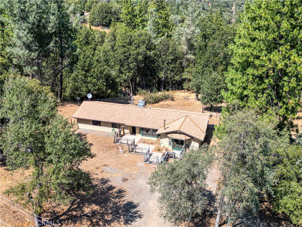 43696 Whispering Pines Drive Property Photo 11