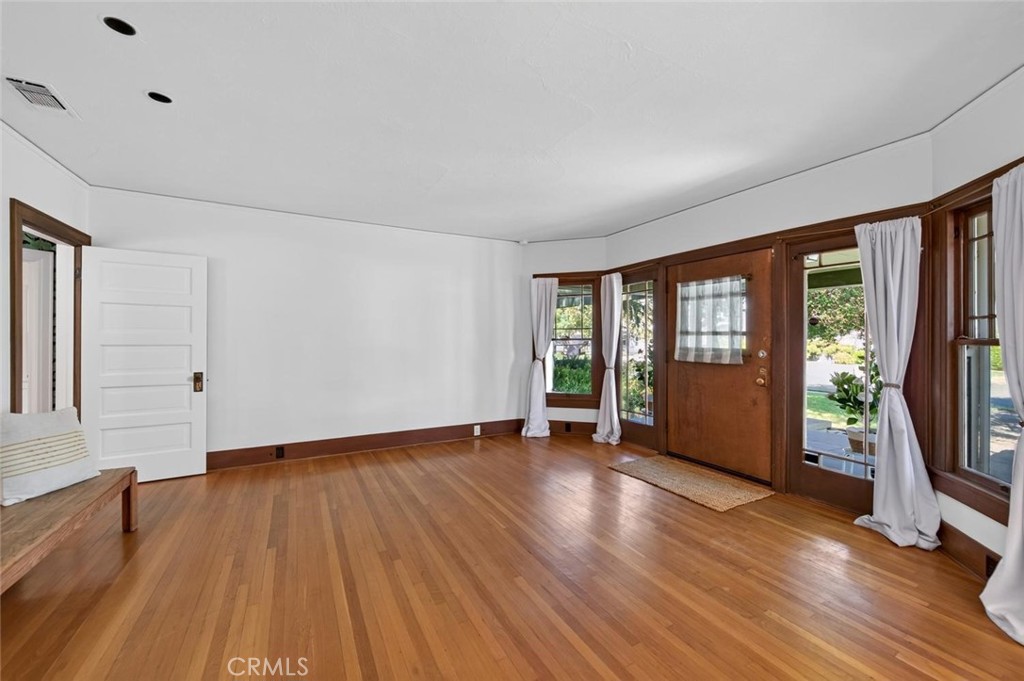 1235 N Arthur Property Photo 5