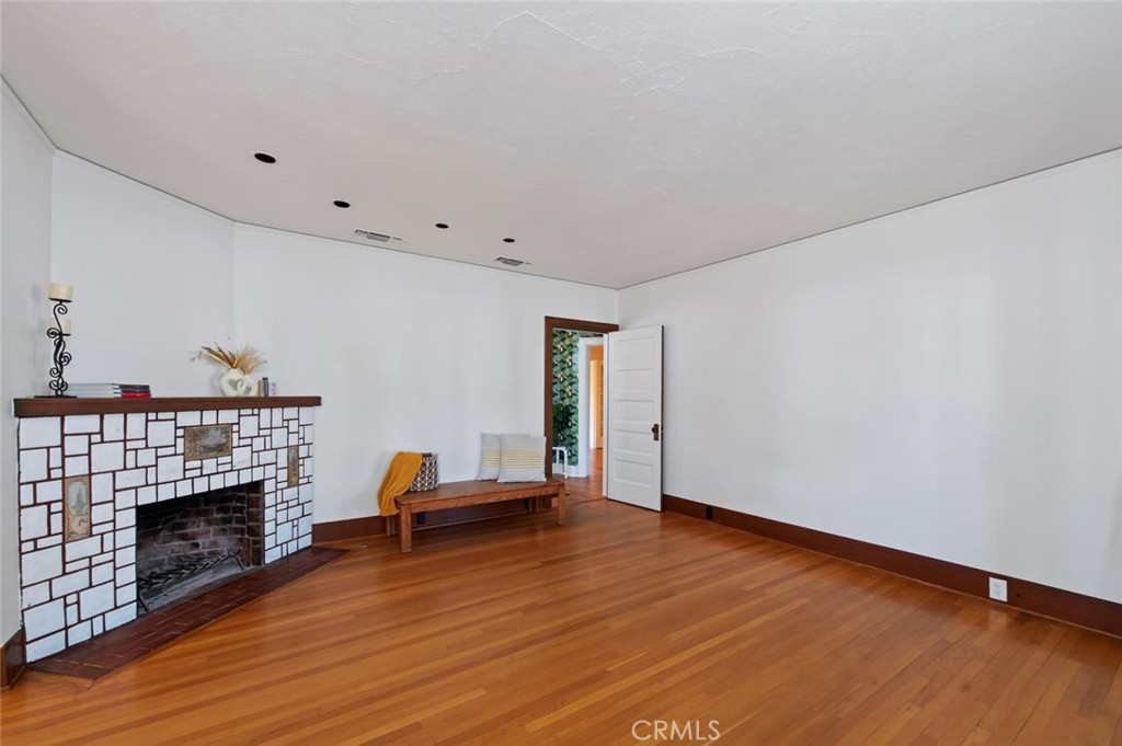 1235 N Arthur Property Photo 6