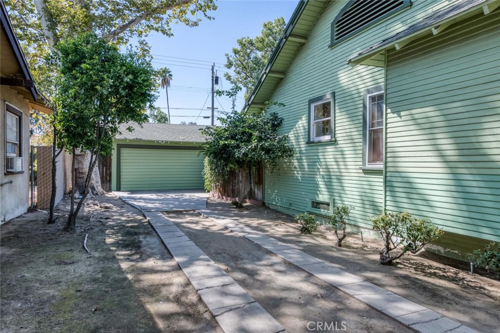 1235 N Arthur Property Photo 35