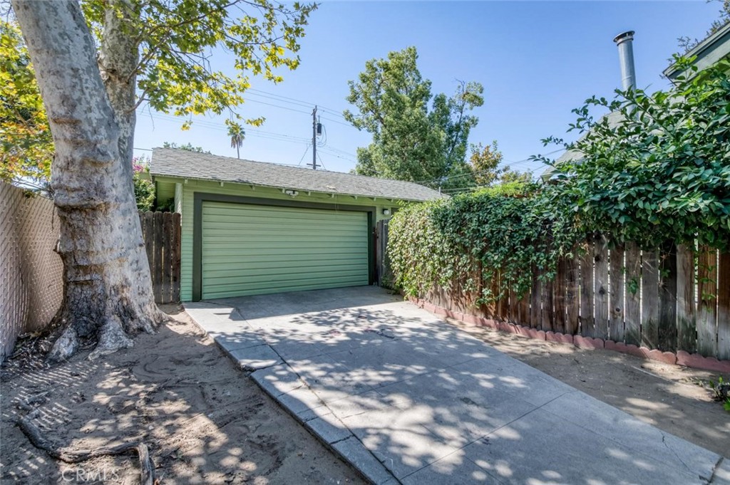 1235 N Arthur Property Photo 36