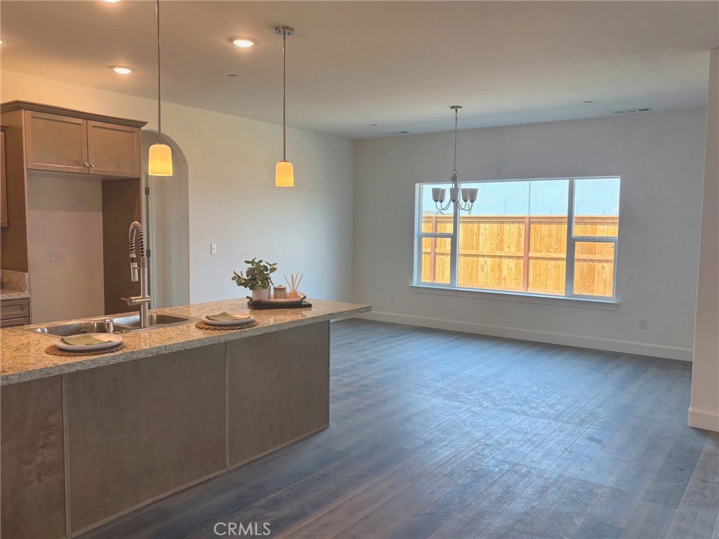3813 Via Capitola Property Photo 4