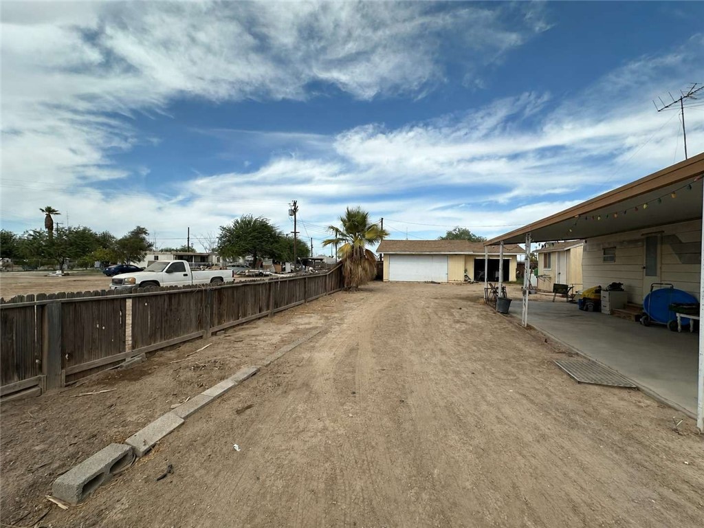 87 Niland Avenue Property Photo 1