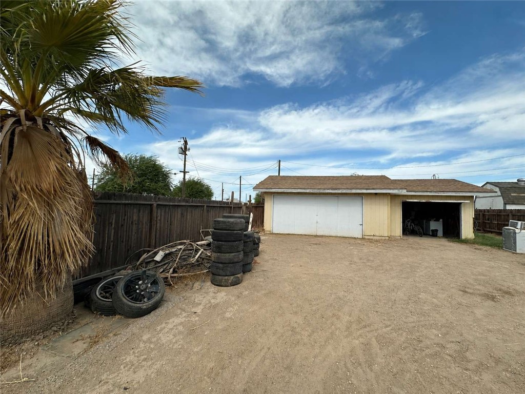 87 Niland Avenue Property Photo 3
