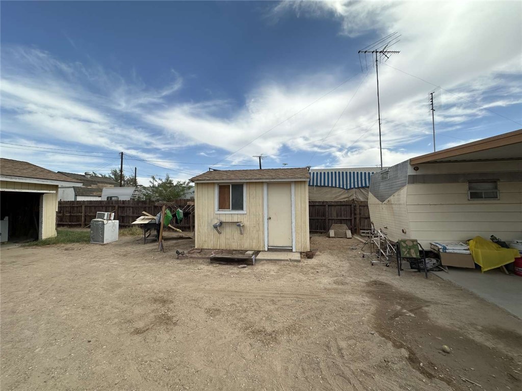 87 Niland Avenue Property Photo 4