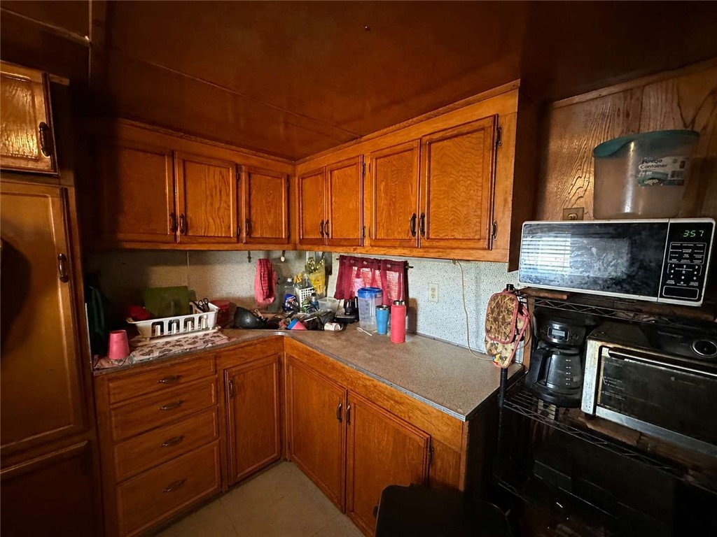 87 Niland Avenue Property Photo 6