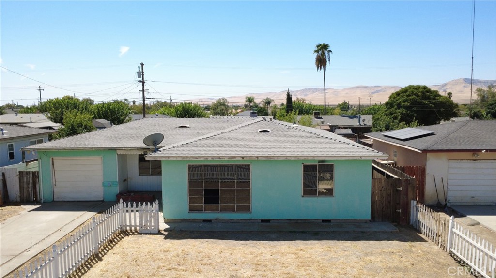 740 E Monterey Property Photo 1