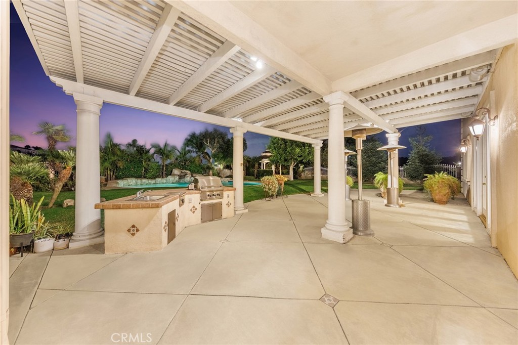 2828 Water Course Drive Property Photo 11