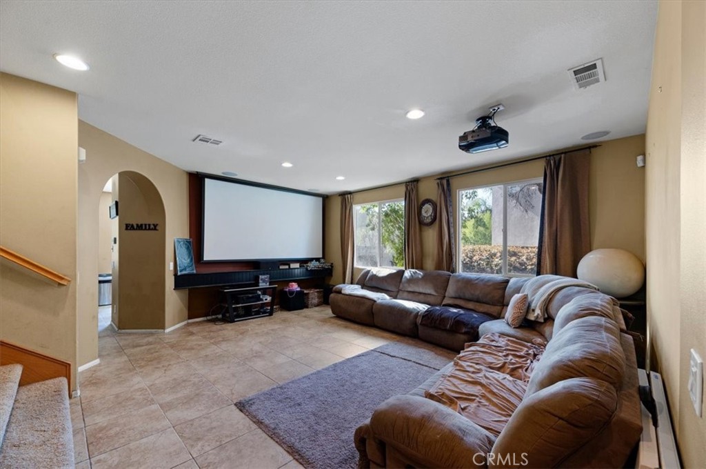 1842 Richards Place Property Photo 12
