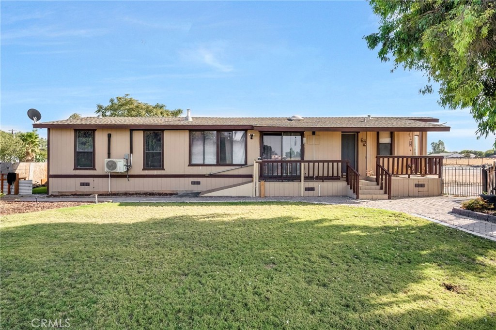 27848 Ellis Property Photo 1