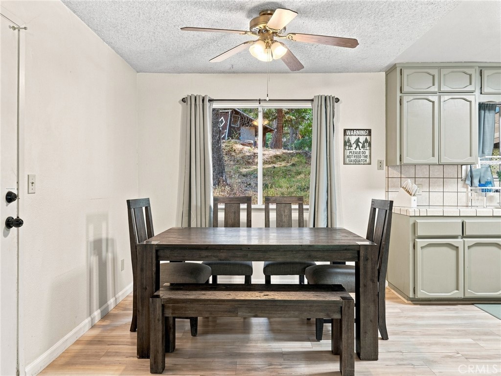 44754 Mountain Meadows Property Photo 11