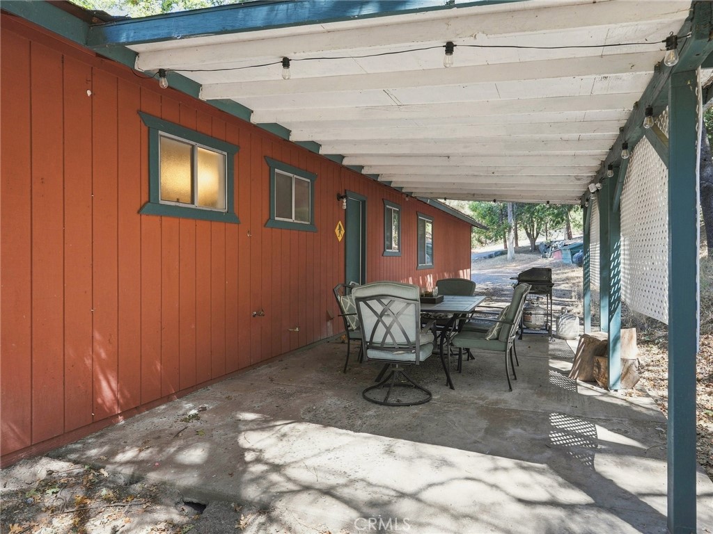 44754 Mountain Meadows Property Photo 28