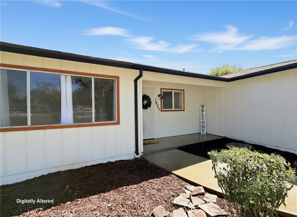 1833 W Pico Property Photo 4