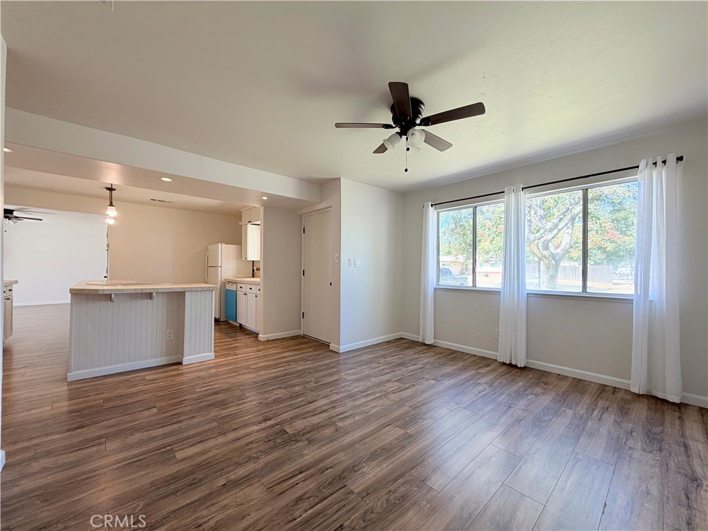 1833 W Pico Property Photo 6