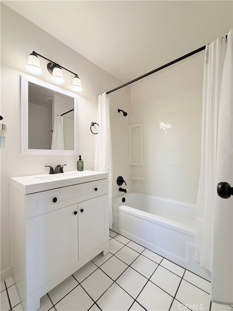 1833 W Pico Property Photo 22