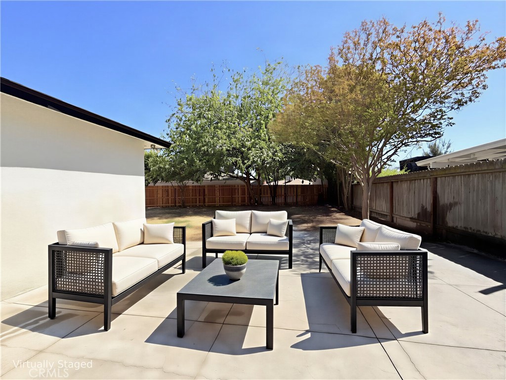 1833 W Pico Property Photo 27