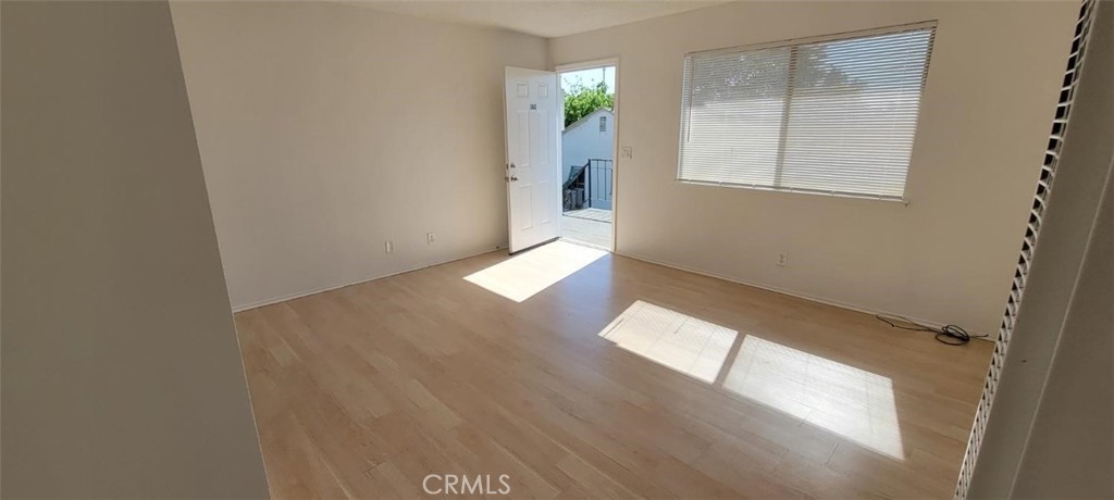 2025 E White 5 Property Photo 2