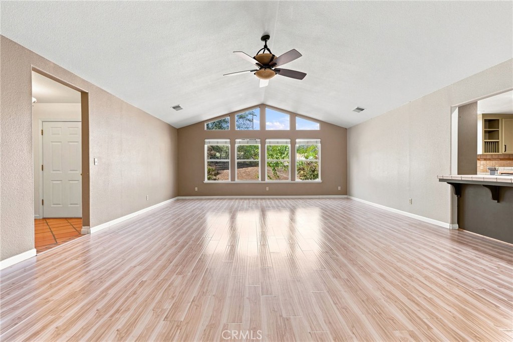 1184 Elwood Property Photo 19