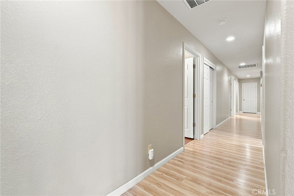 1184 Elwood Property Photo 31