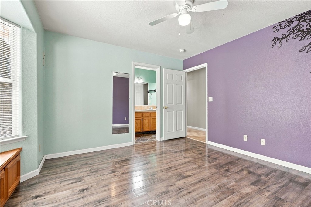 1184 Elwood Property Photo 36