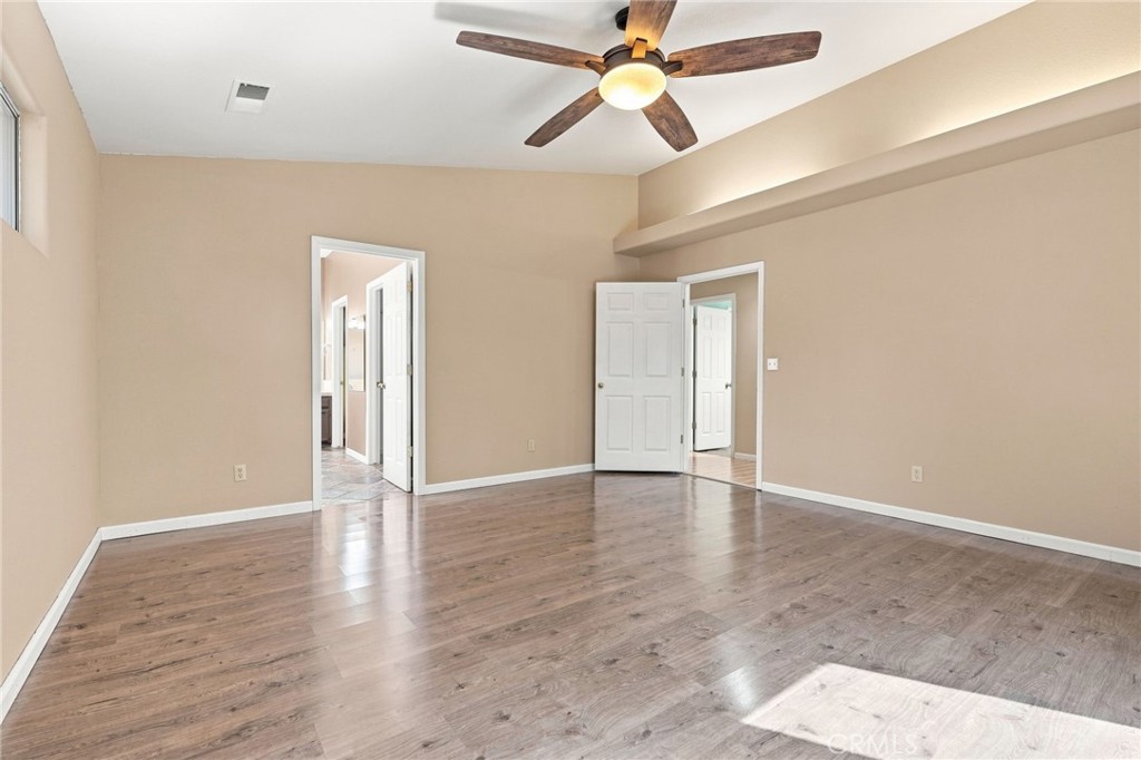 1184 Elwood Property Photo 42