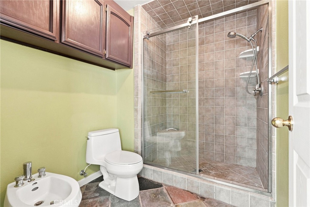 1184 Elwood Property Photo 46