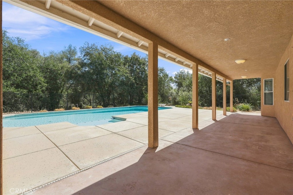 1184 Elwood Property Photo 47
