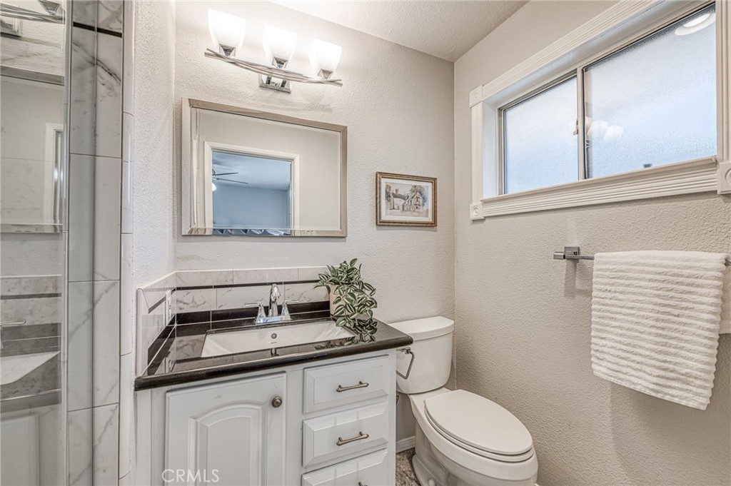 1391 Birch Property Photo 24