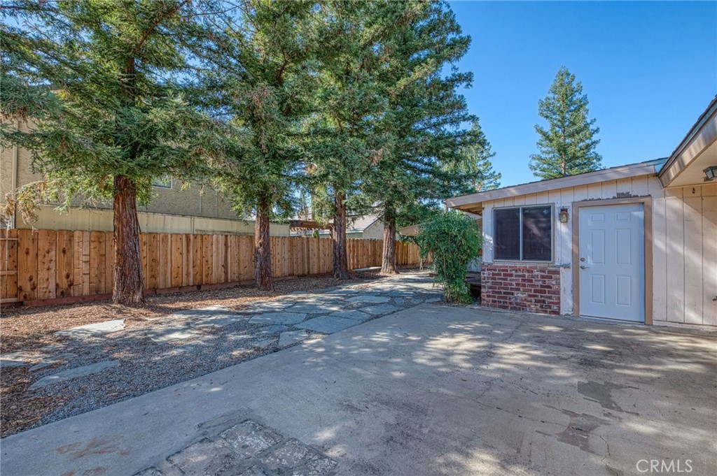 1391 Birch Property Photo 33