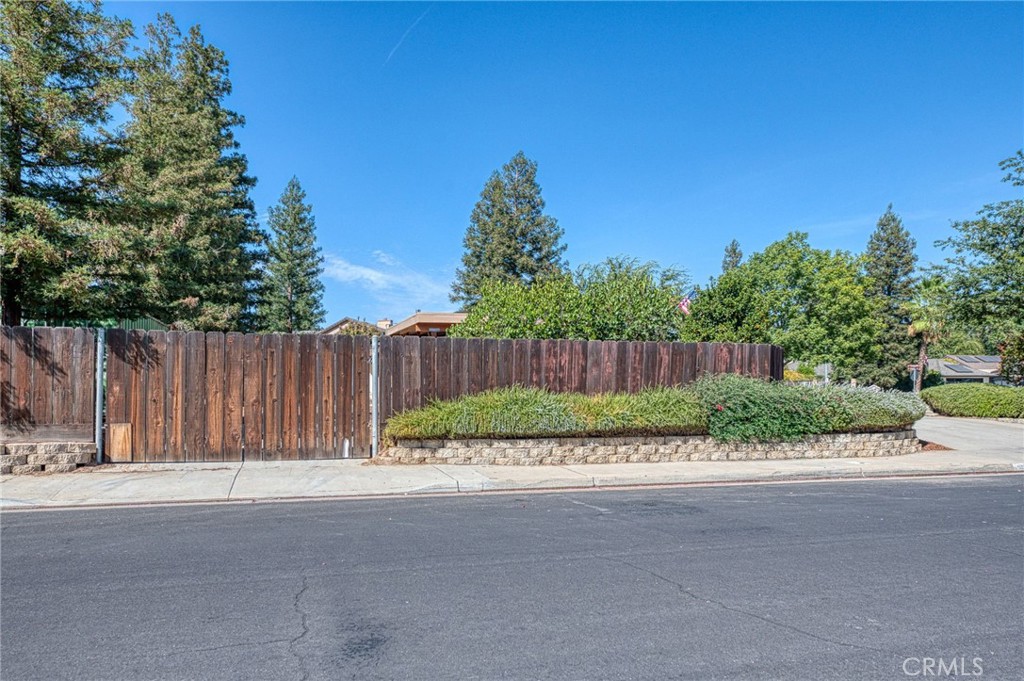 1391 Birch Property Photo 43