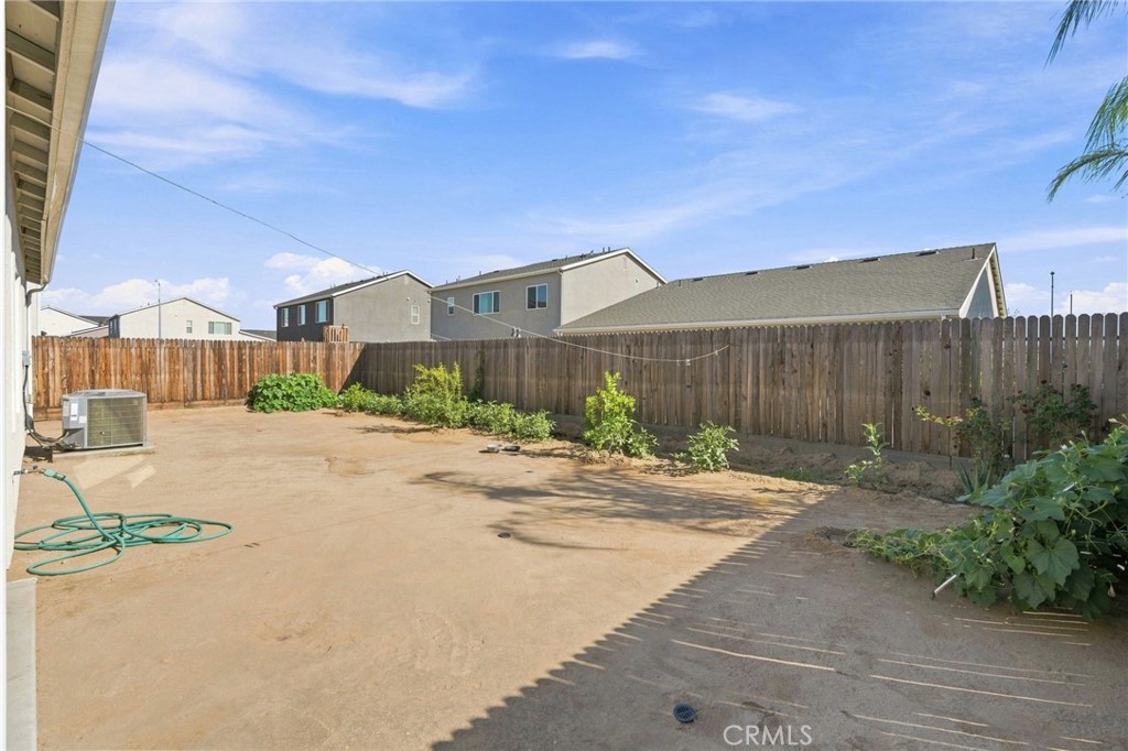 5846 E Truman Property Photo 22