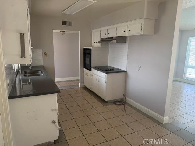 649 W Ashcroft Property Photo 6