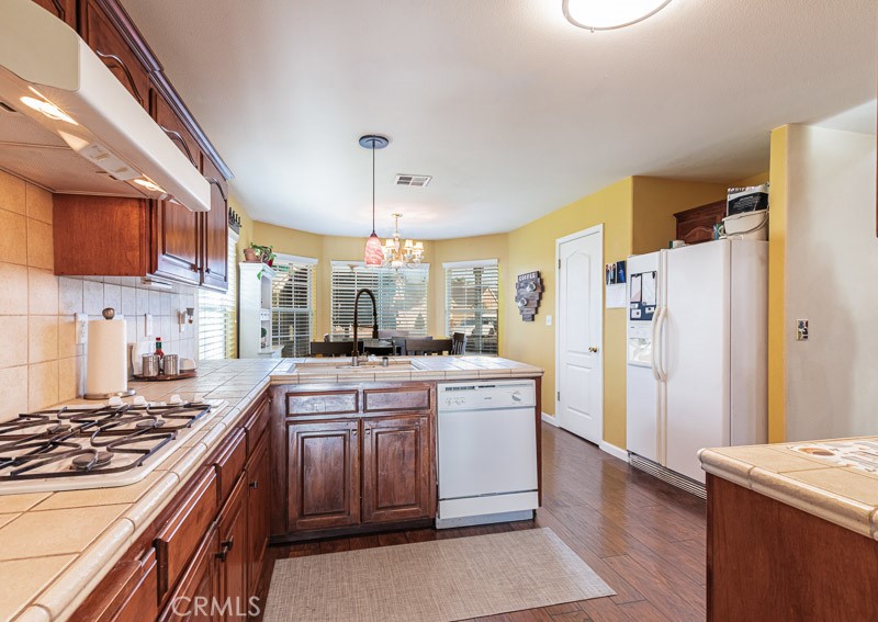 2757 E Jon Property Photo 10
